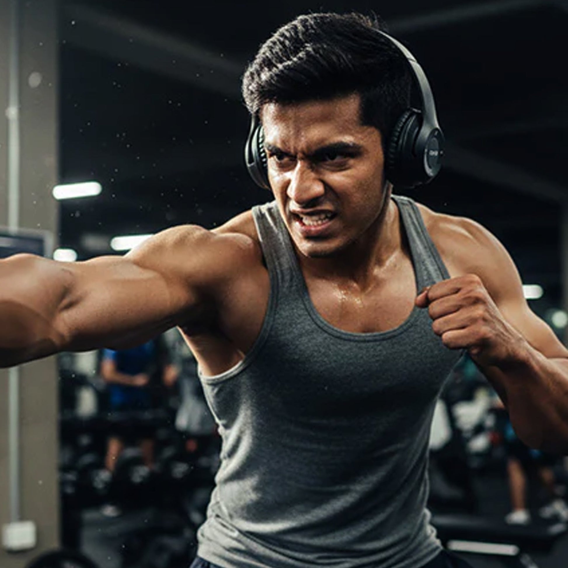 P47 Dual Mode Wireless & Wired Headphones with Mic - image 3